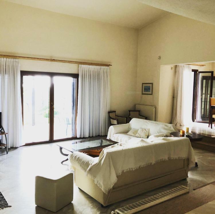 Bright & Spacious Seaview Villa ซีวิรี ภายนอก รูปภาพ
